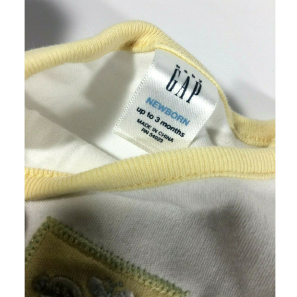 Lot‎ of Assorted Newborn Baby Clothes | Girls - Picture 3 of 8